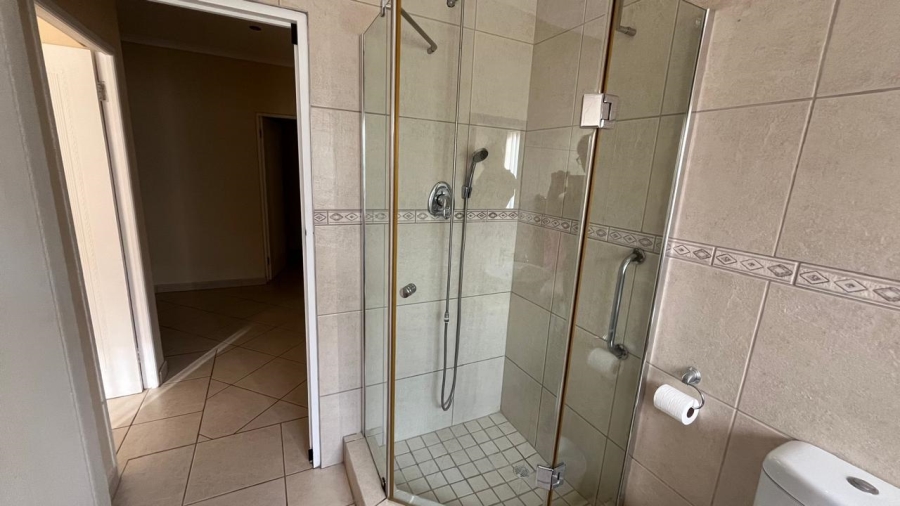 3 Bedroom Property for Sale in Wavecrest Eastern Cape